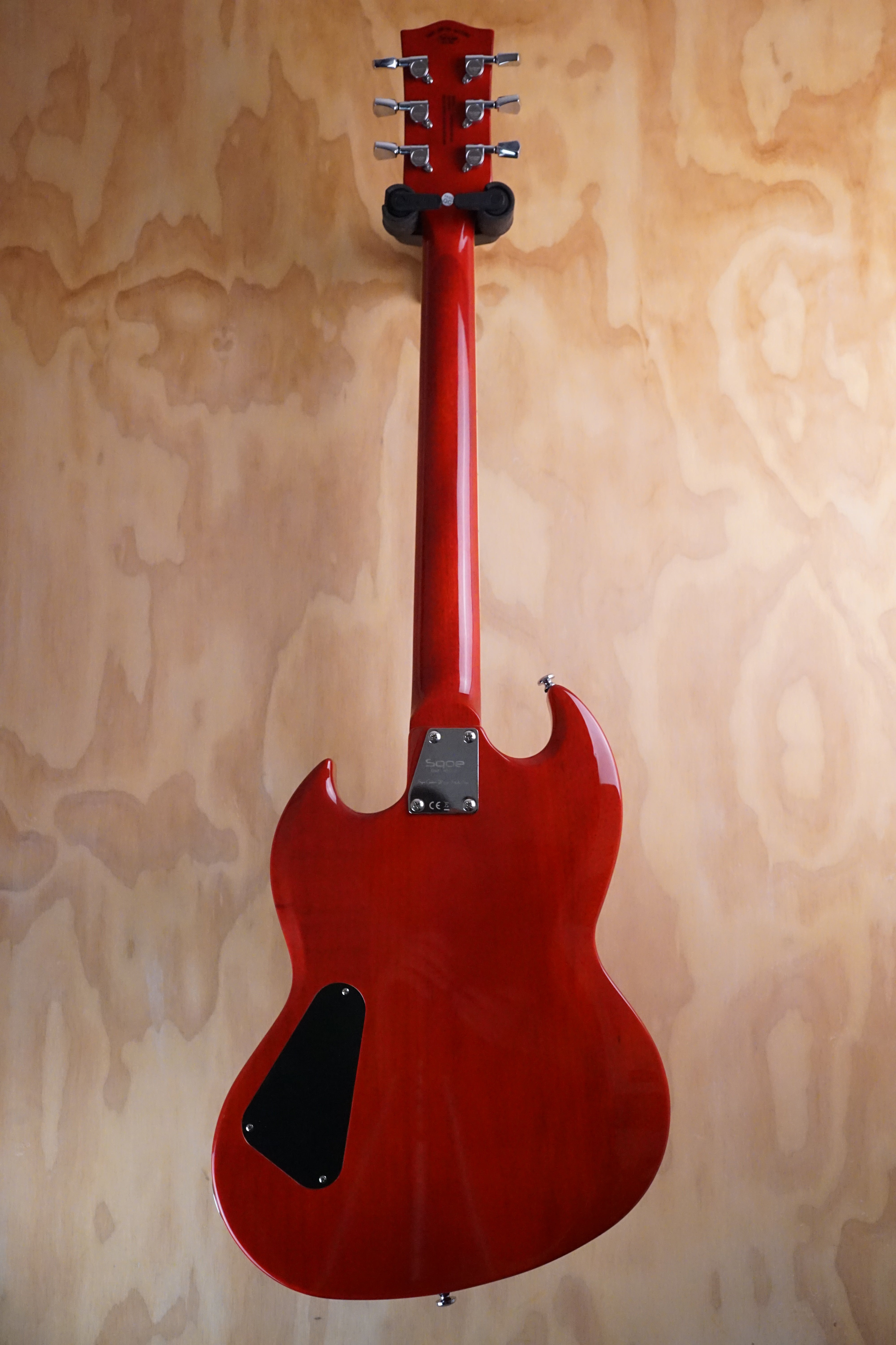 SQOE SESG450 Electric Guitar In Red - Fair Deal Music