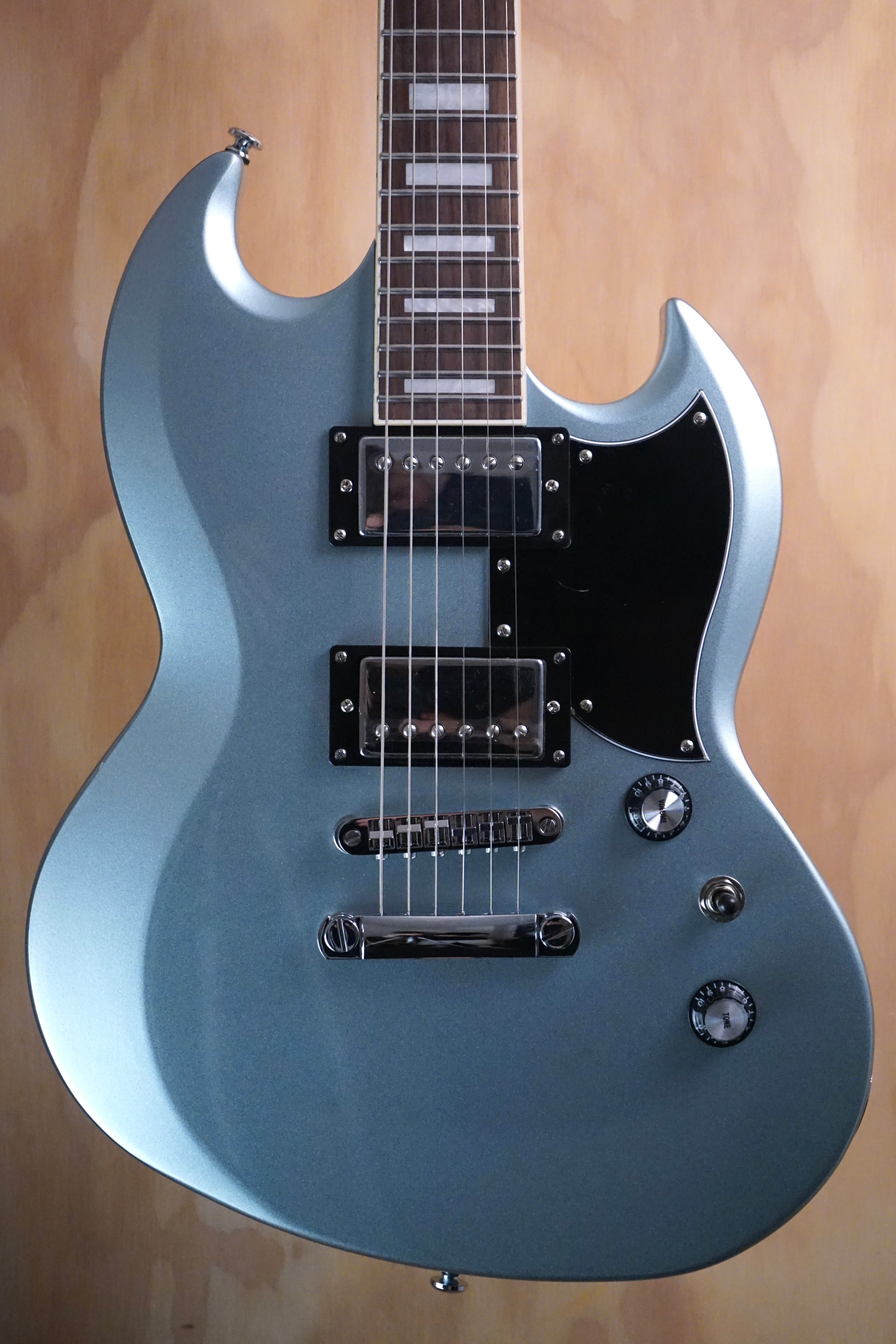 SQOE SESG450 Electric Guitar In Frosted Blue - Fair Deal Music