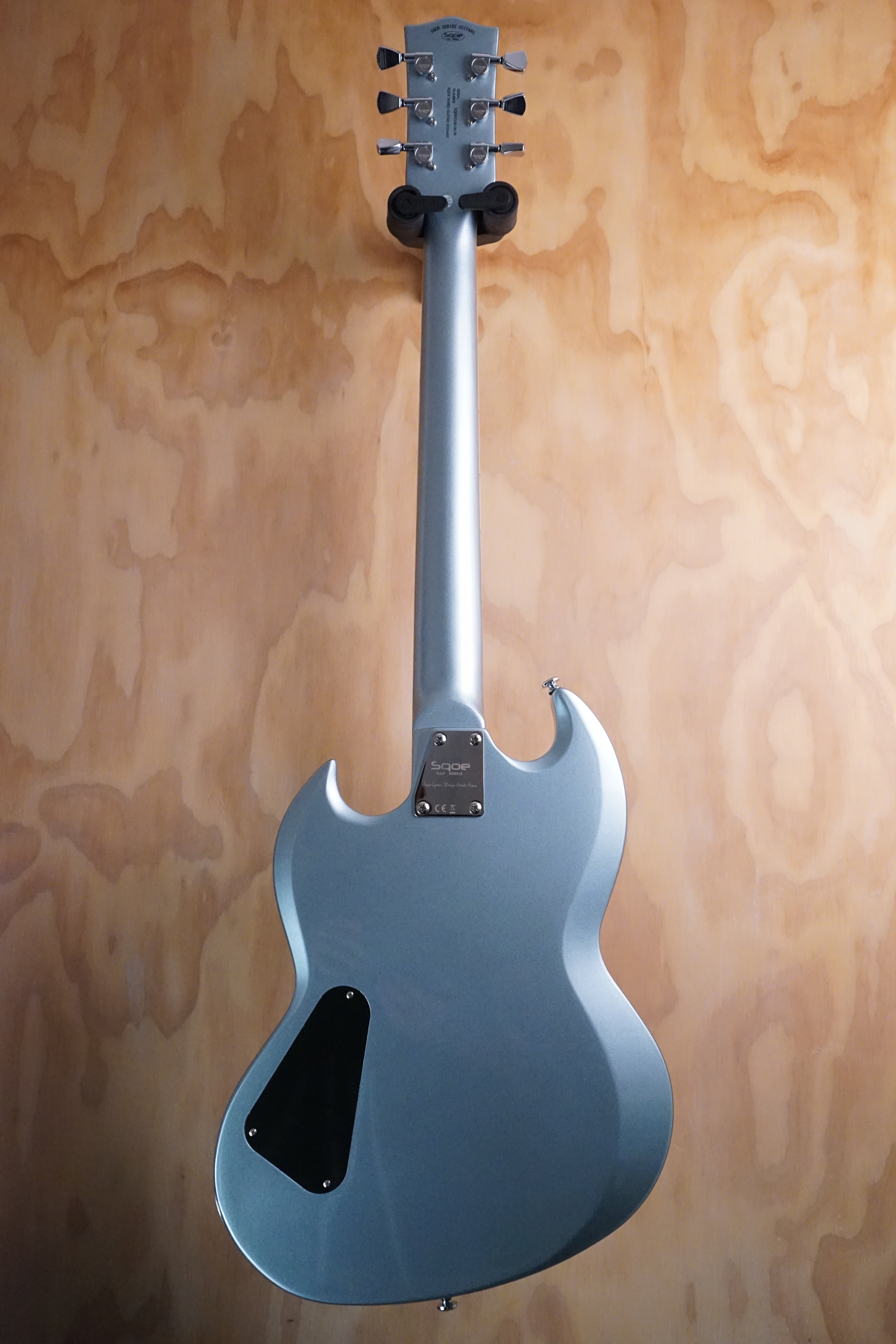 SQOE SESG450 Electric Guitar In Frosted Blue - Fair Deal Music