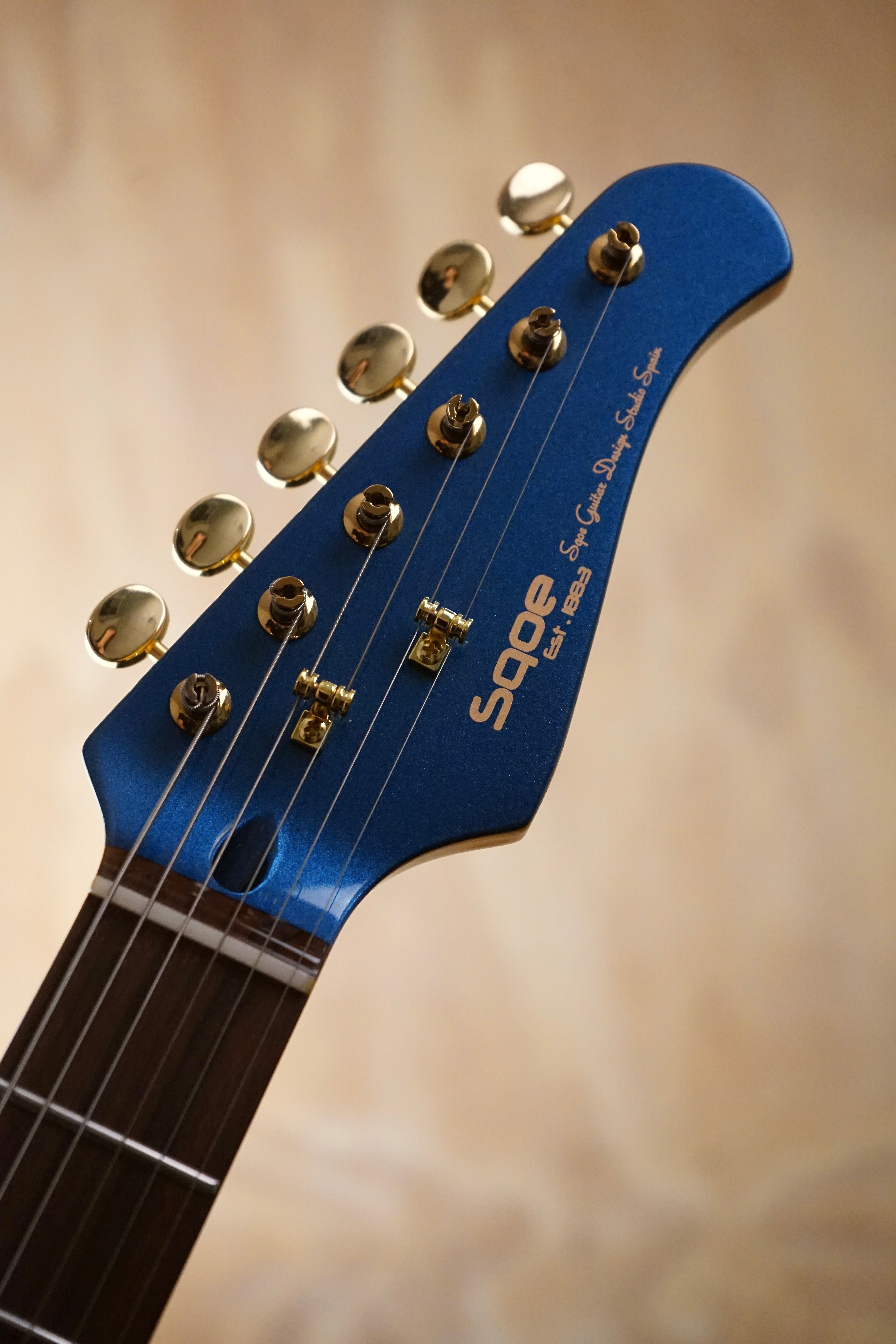 SQOE SETL1000 T-Style Electric Guitar In Blue With Tremolo - Fair Deal Music