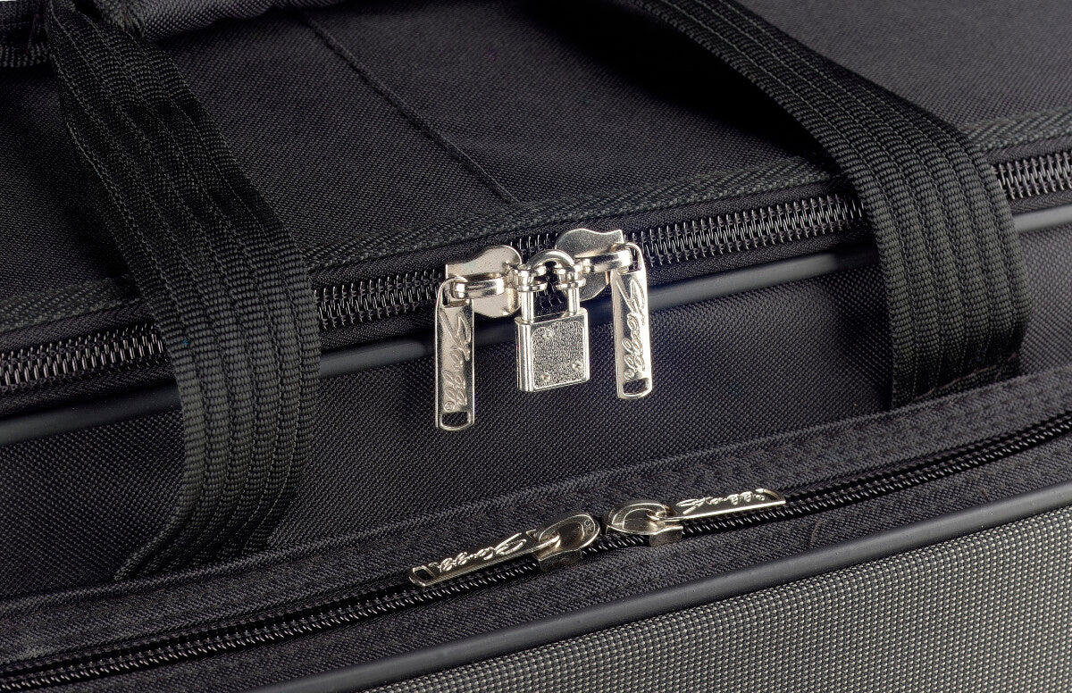Stagg KTC-115 Keyboard Case with Wheels (fits up to 111 x 49 x 18 cm) - Fair Deal Music