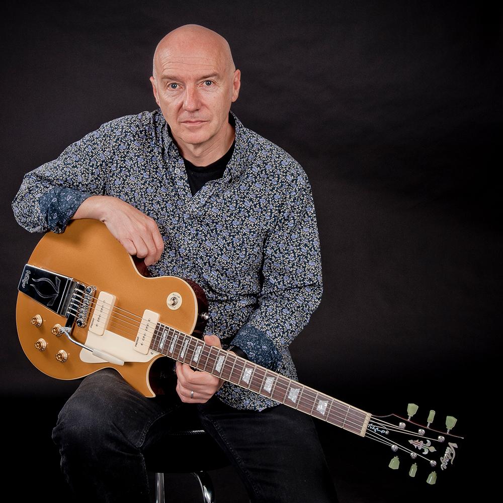 Vintage V100 Midge Ure Signature ~ Gold Top - Fair Deal Music