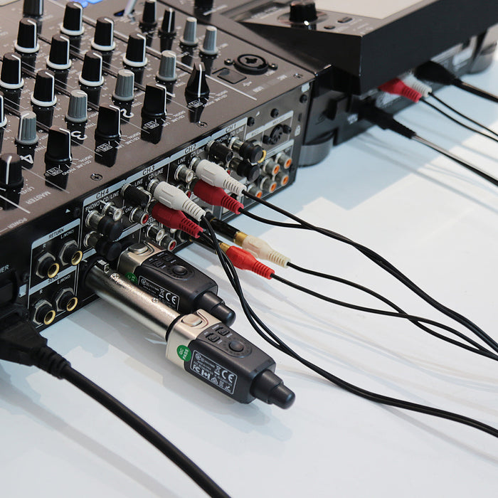 Xvive Dual U3 Wireless System for Audio - Fair Deal Music