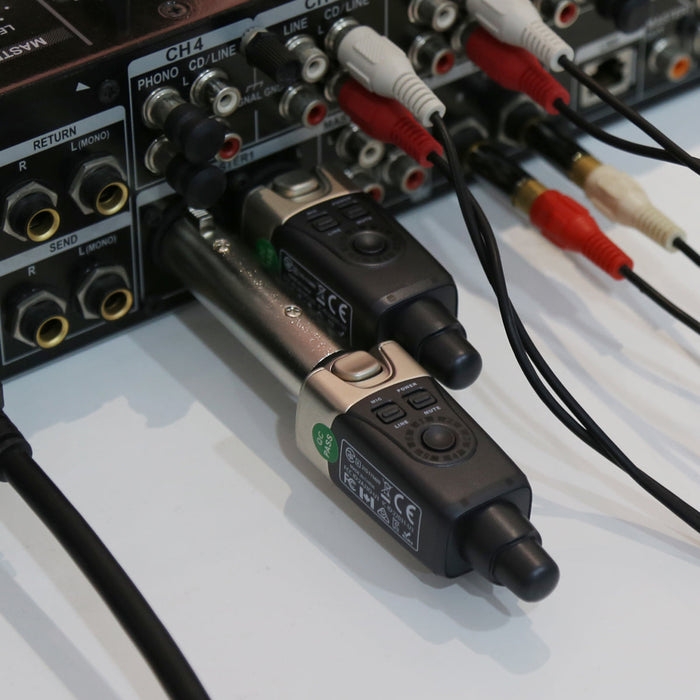 Xvive Dual U3 Wireless System for Audio - Fair Deal Music