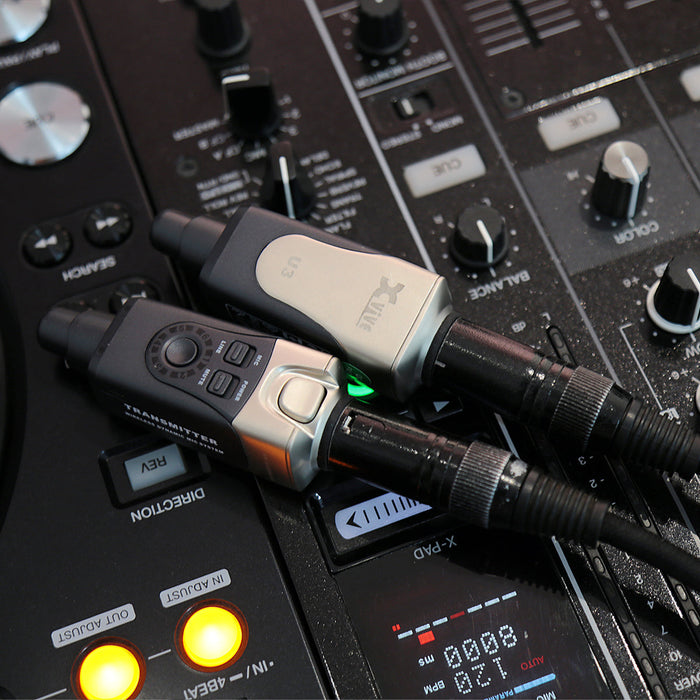 Xvive Dual U3 Wireless System for Audio - Fair Deal Music