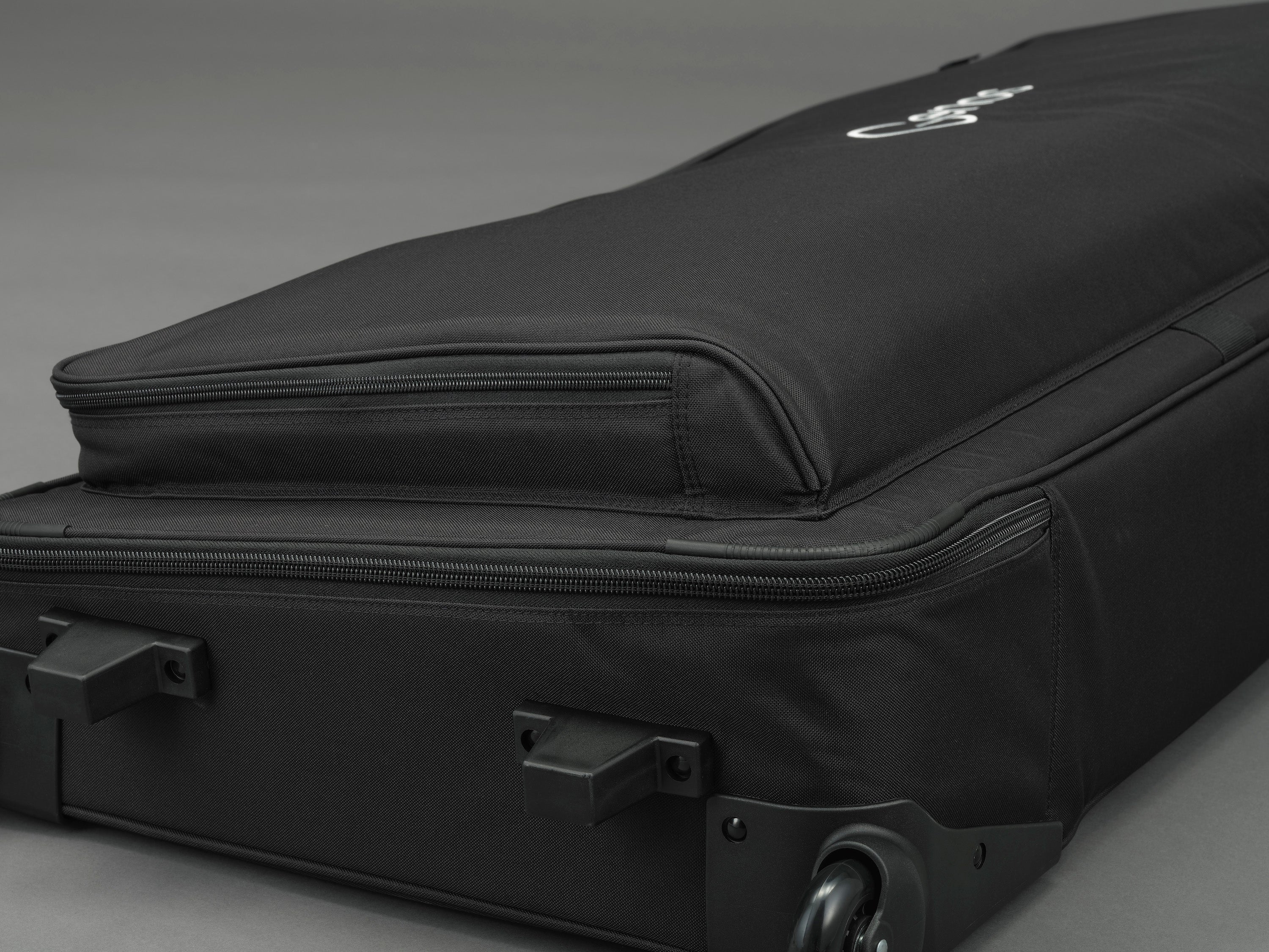 Yamaha SC-GENOS Padded Soft Case with Wheels for Genos - Fair Deal Music
