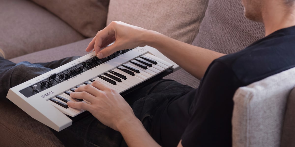 Yamaha Reface CS Synthesizer Mini Keyboard - Fair Deal Music