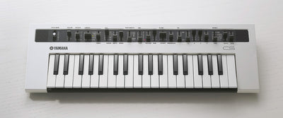 Yamaha Reface CS Synthesizer Mini Keyboard - Fair Deal Music