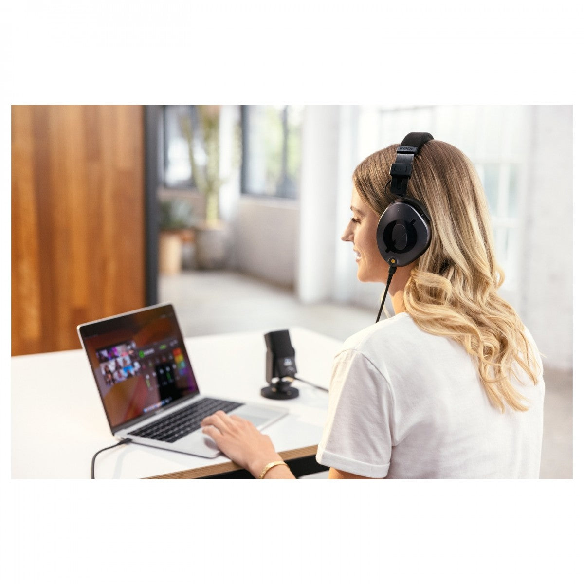 Rode NTH-100 Professional Studio Headphones - Fair Deal Music