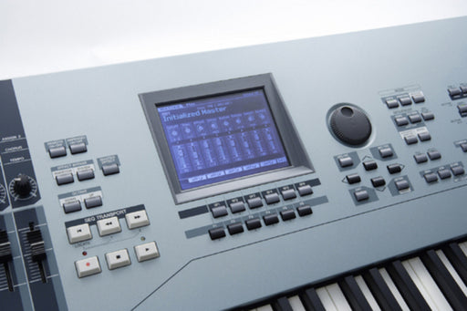 Yamaha Motif XS7 Synthesizer Keyboard with Wheeled Carry Case (Used) - Fair Deal Music