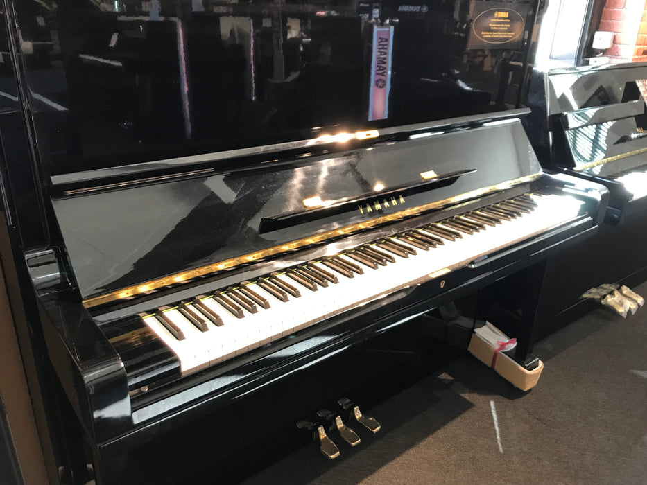 Yamaha U3 Upright Piano in Polished Ebony Serial No 1829137 (Reconditioned by Yamaha) - Fair Deal Music