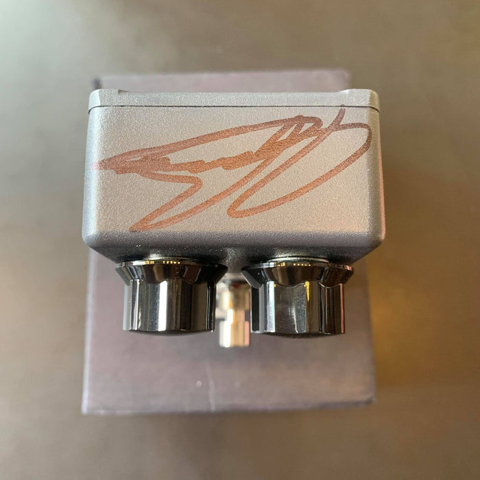 MXR M152 Micro Flanger Pedal signed by Joe Bonamassa - Fair Deal Music