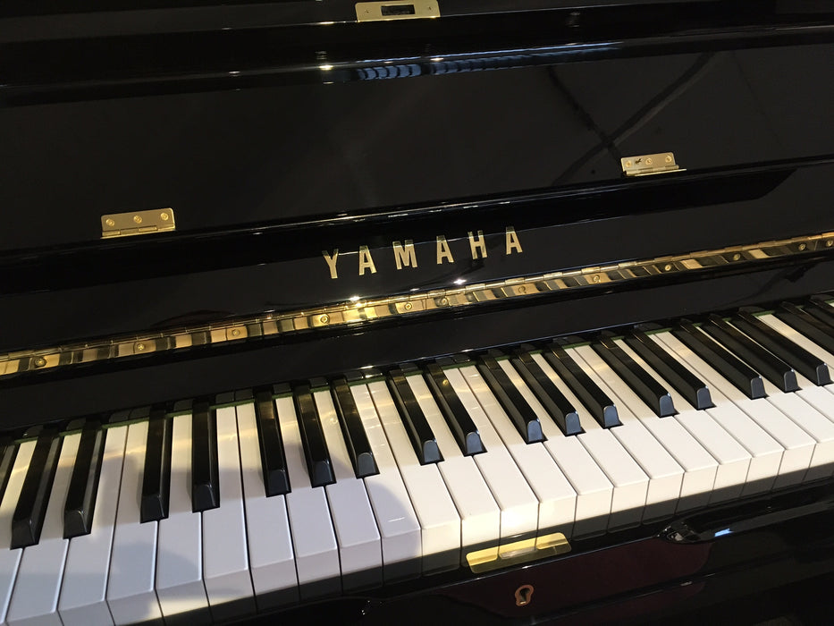 Yamaha U3H Upright Piano in Polished Ebony Serial No 1697865 [Refurbished by Yamaha] - Fair Deal Music